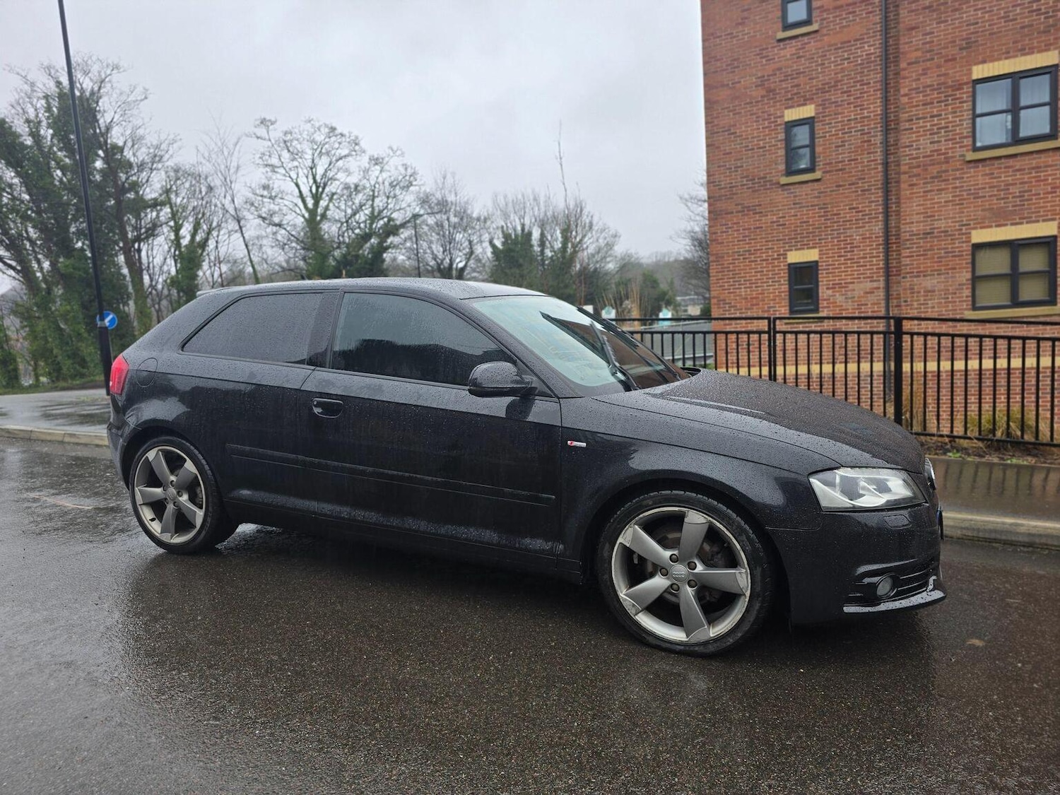 Used Audi A3 2011 for sale - 77277341: Photo 6