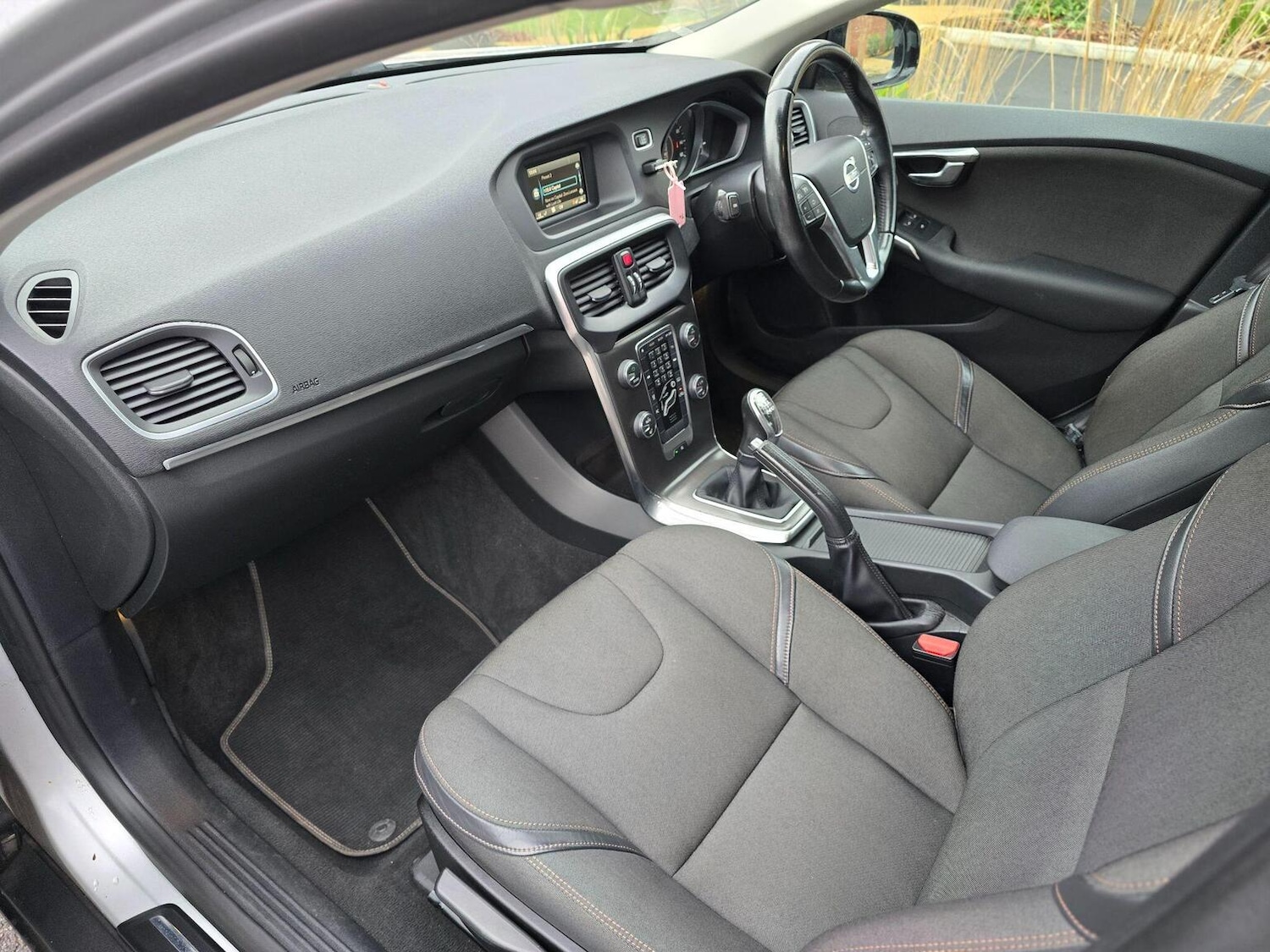 Used Volvo V40 2013 for sale - 77494887: Photo 35