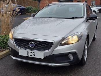 Used Volvo V40 2013 for sale - 77494887: Photo