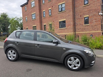 Used Kia Ceed 2011 for sale - 75644247: Photo