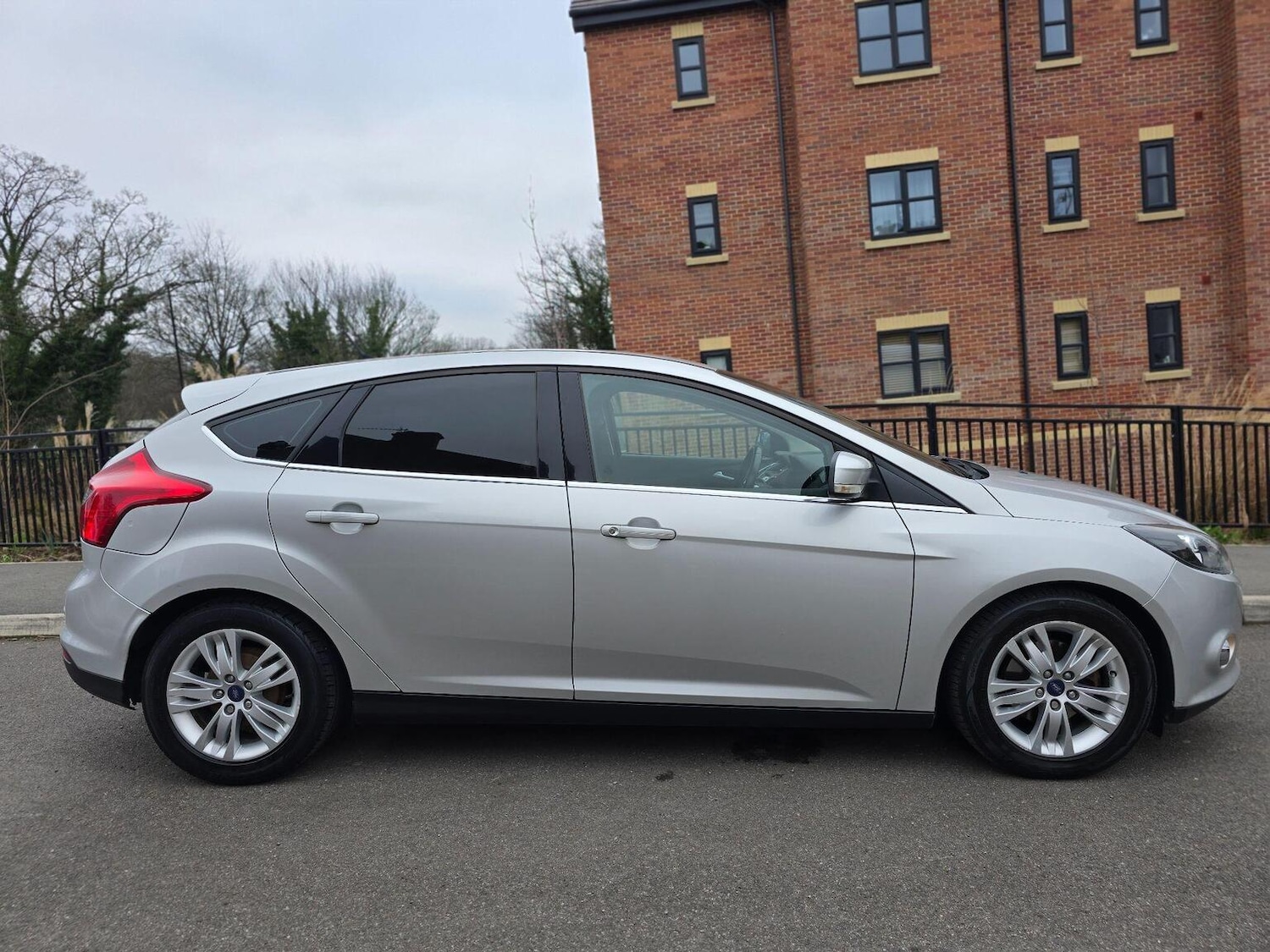 Used Ford Focus 2014 for sale - 77792886: Photo 15