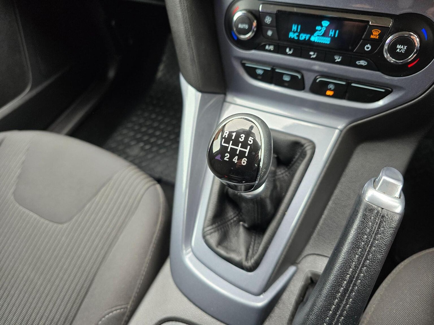 Used Ford Focus 2014 for sale - 77792886: Photo 19