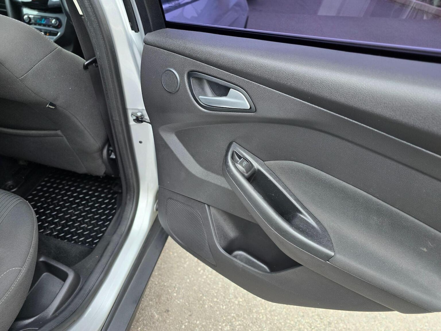 Used Ford Focus 2014 for sale - 77792886: Photo 27