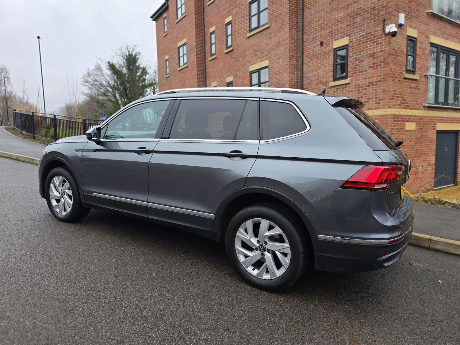 Used Volkswagen Tiguan Allspace 2022 for sale - 76848666: Photo 4
