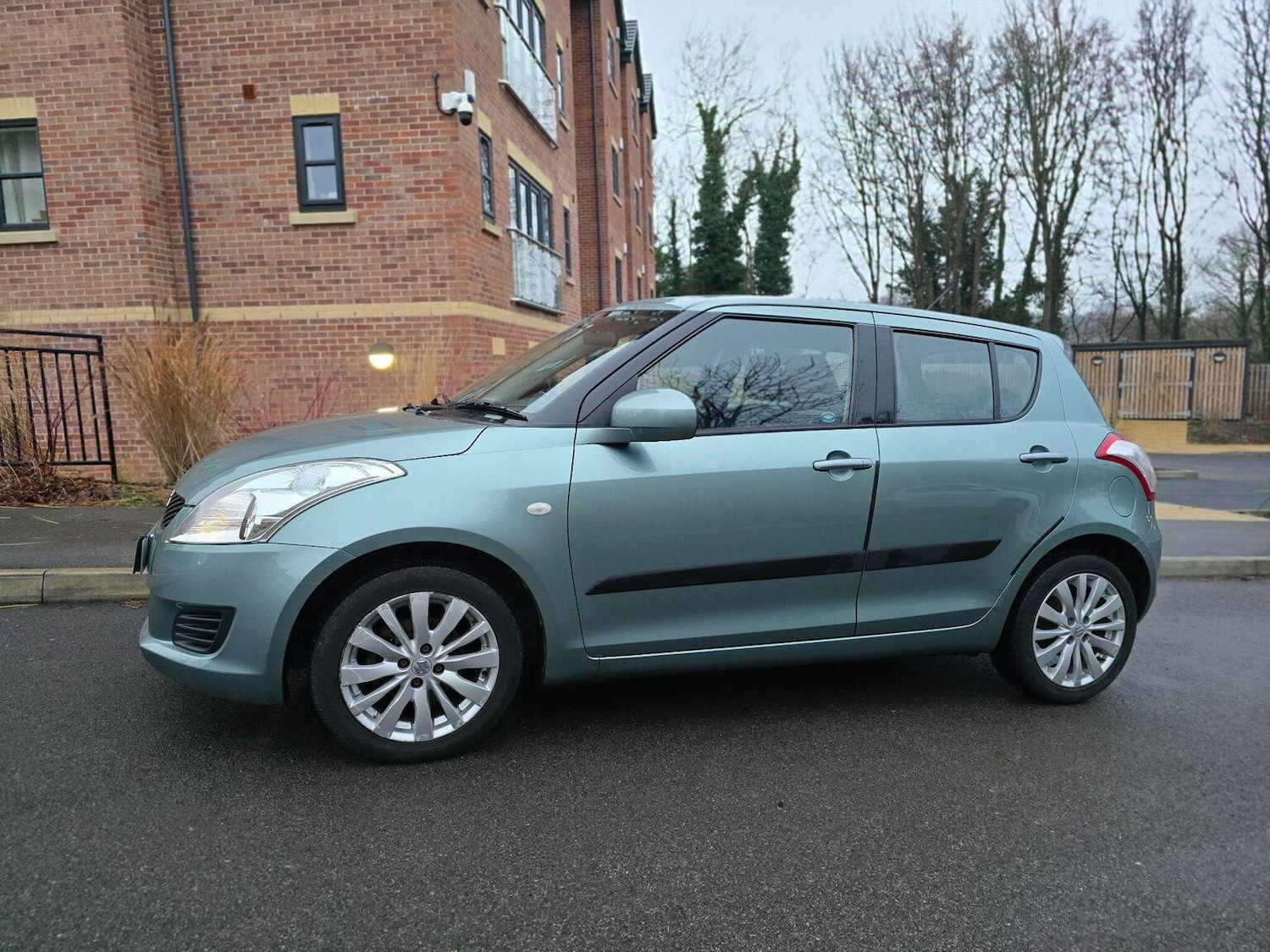 Used Suzuki Swift 2013 for sale - 77213457: Photo 12