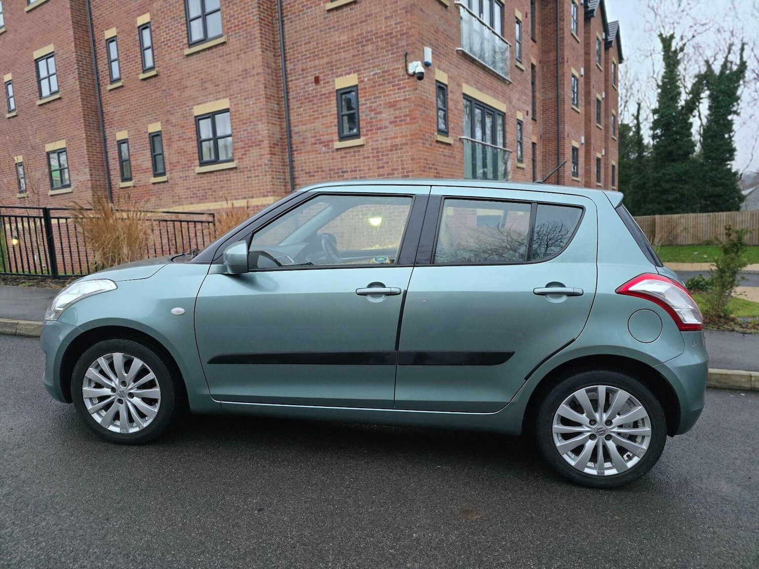 Used Suzuki Swift 2013 for sale - 77213457: Photo 14