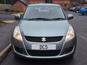 Used Suzuki Swift 2013 for sale - 77213457: Photo