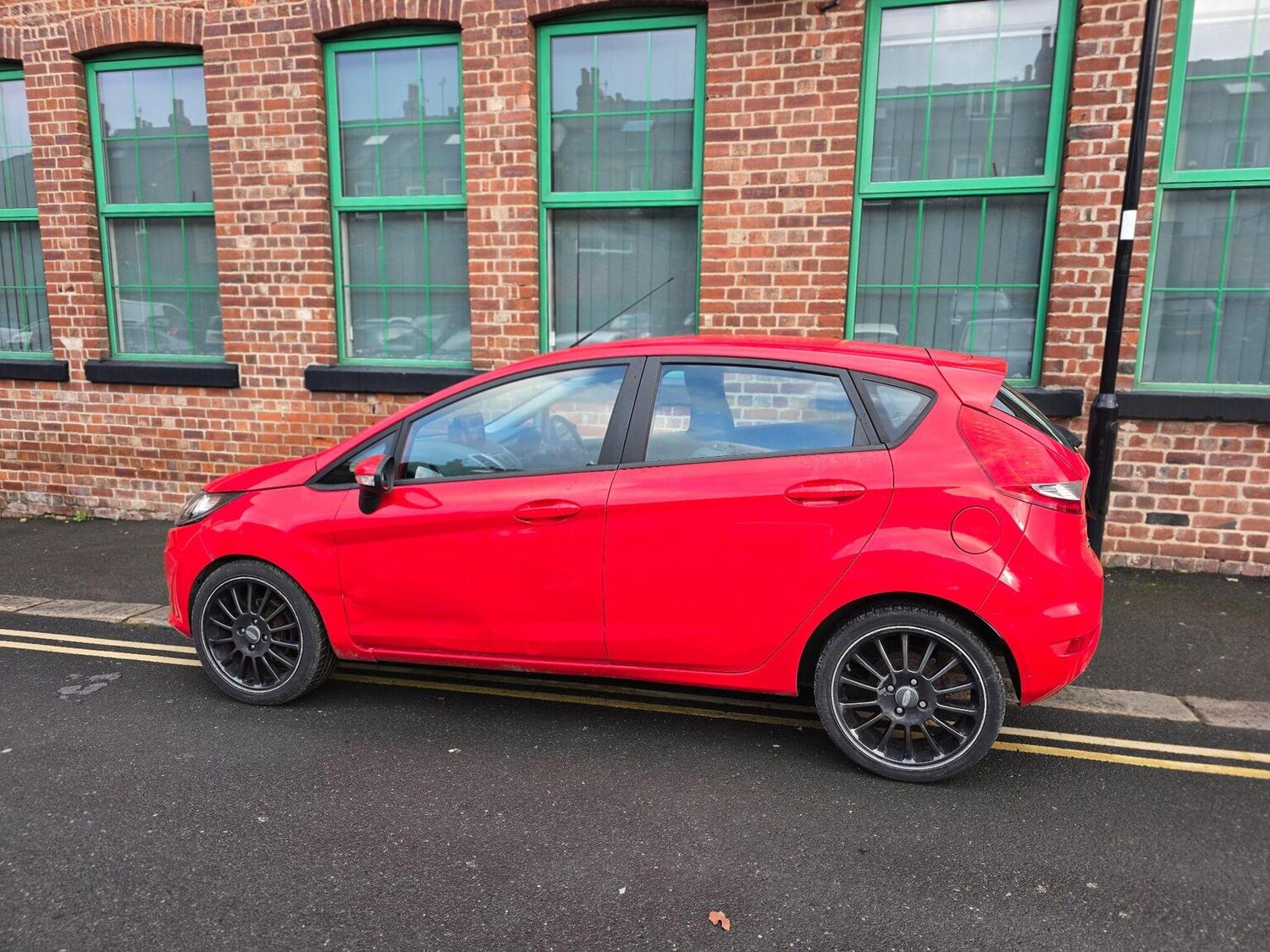 Used Ford Fiesta 2009 for sale - 77409538: Photo 9