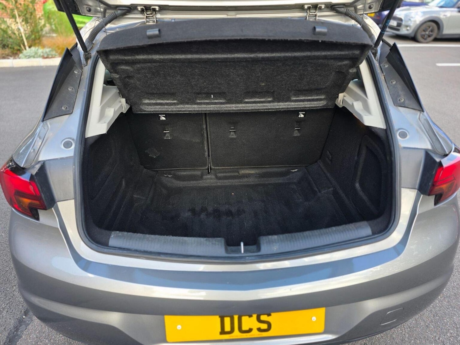 Used Vauxhall Astra 2017 for sale - 76660048: Photo 28