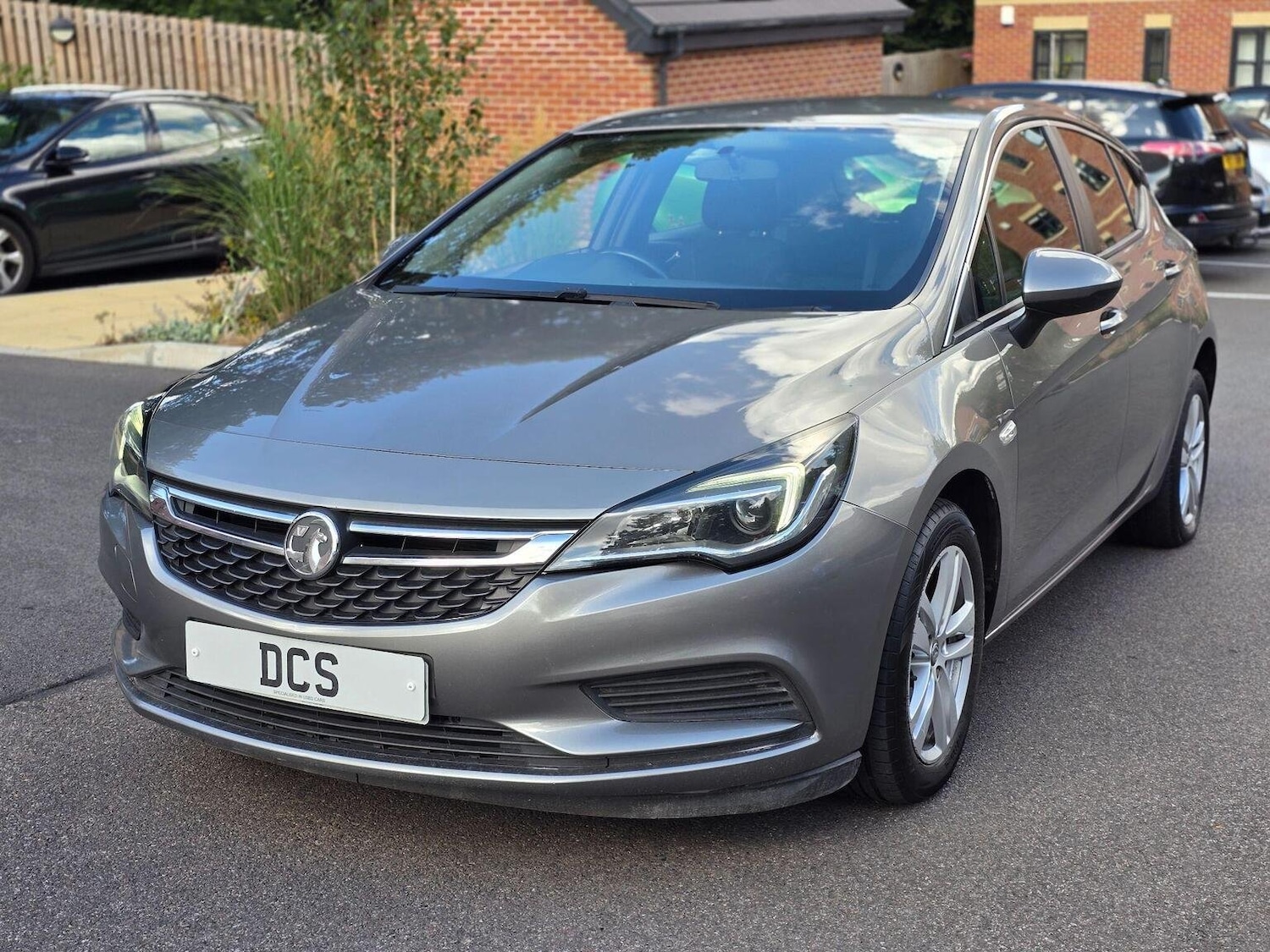 Used Vauxhall Astra 2017 for sale - 76660048: Photo 3