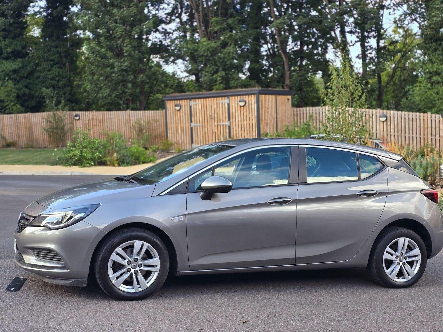 Used Vauxhall Astra 2017 for sale - 76660048: Photo 8