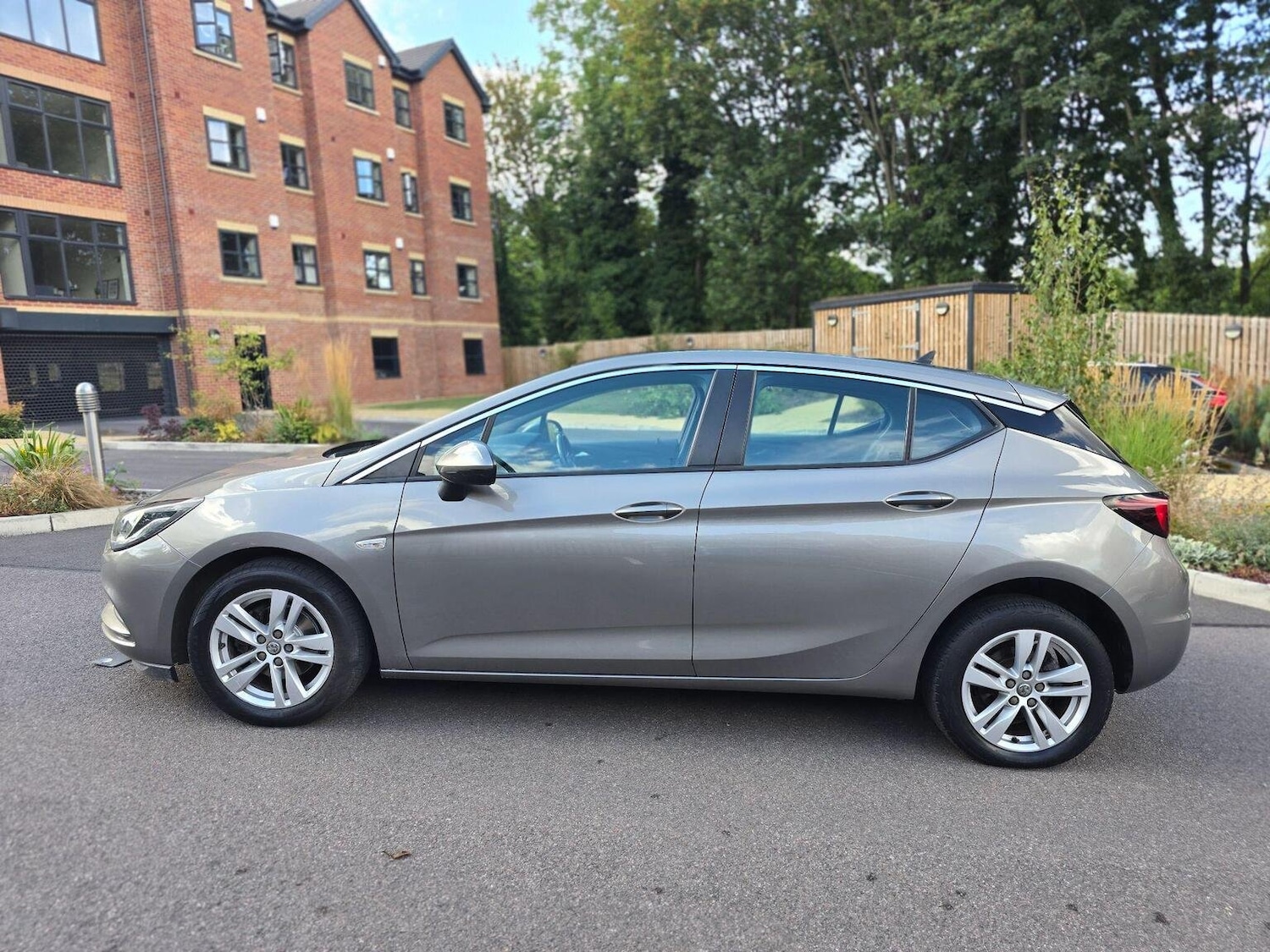 Used Vauxhall Astra 2017 for sale - 76660048: Photo 9