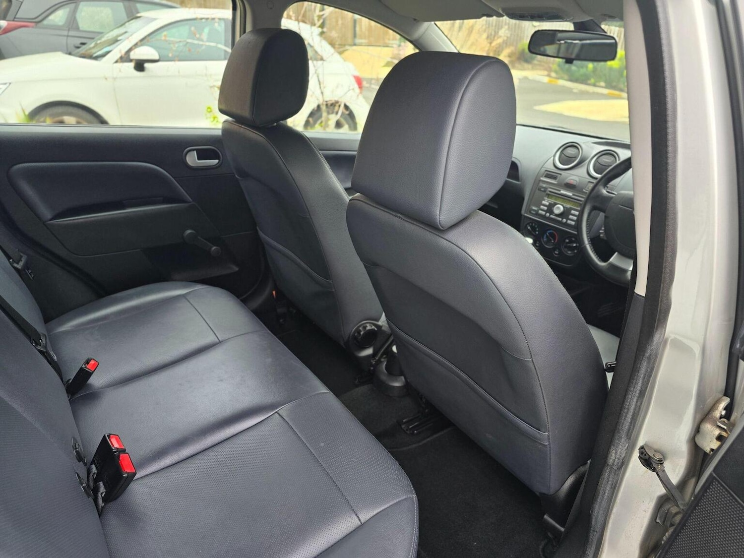 Used Ford Fiesta 2008 for sale - 77991755: Photo 24