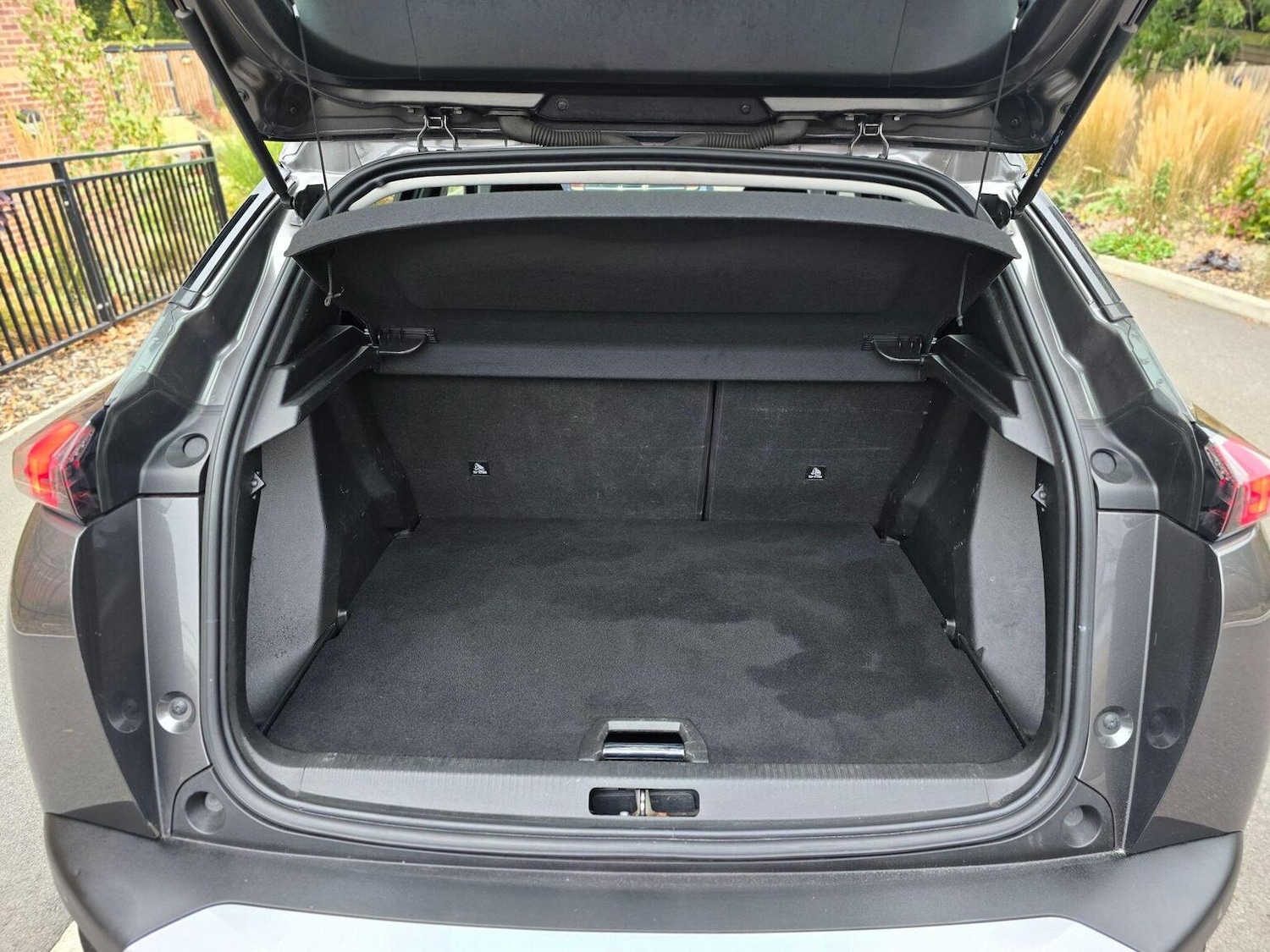 Used Peugeot 2008 2021 for sale - 76660049: Photo 39