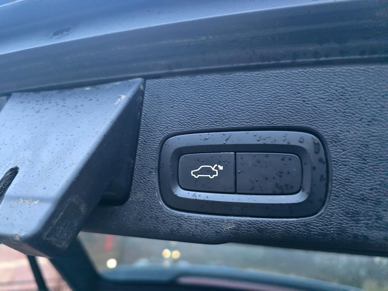 Used Volvo XC60 2018 for sale - 76848656: Photo 29