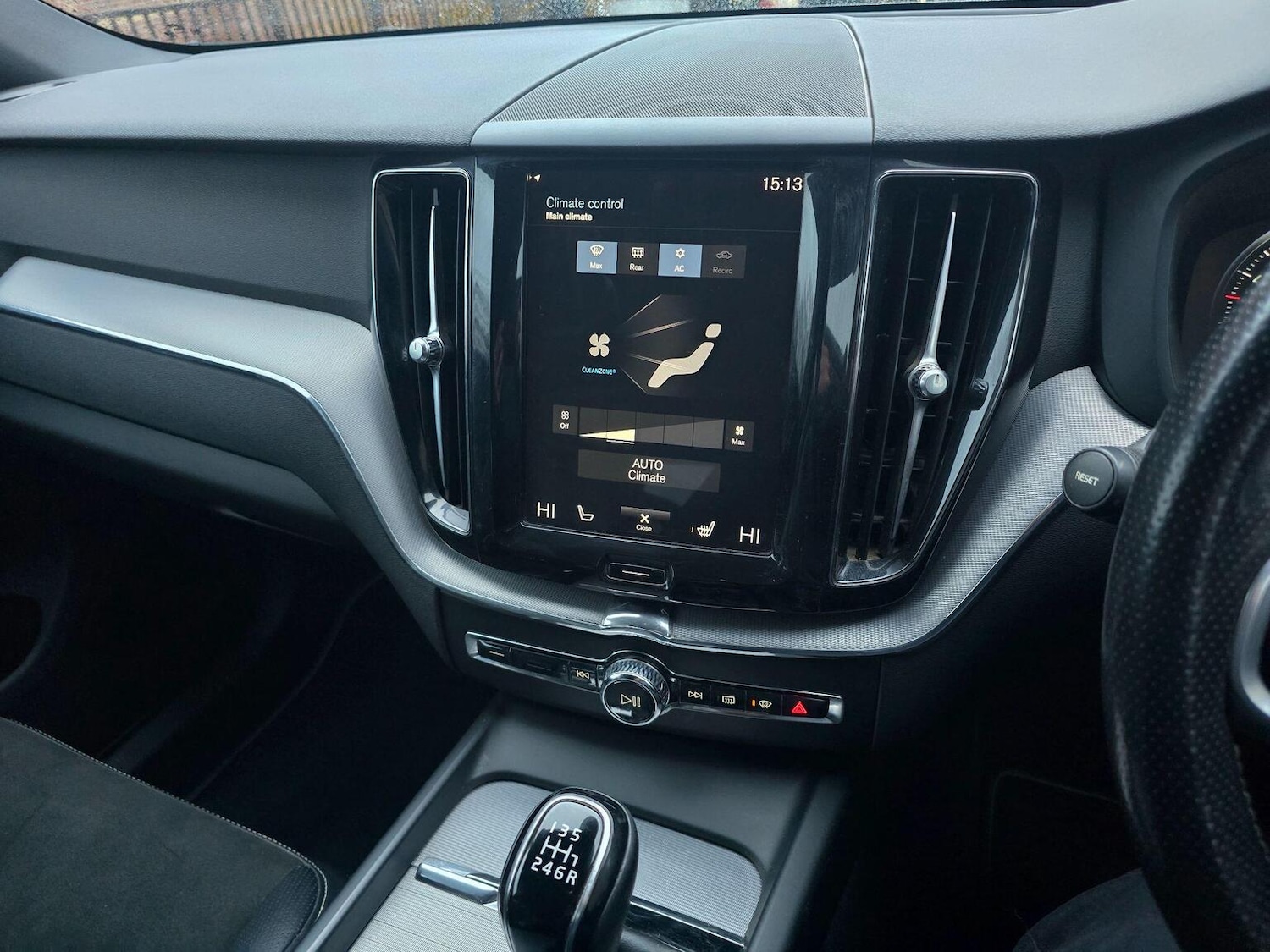 Used Volvo XC60 2018 for sale - 76848656: Photo 36