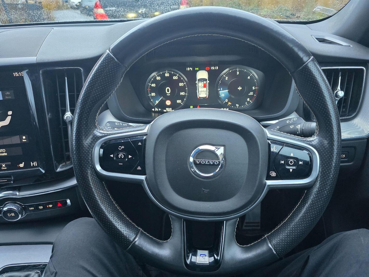 Used Volvo XC60 2018 for sale - 76848656: Photo 42