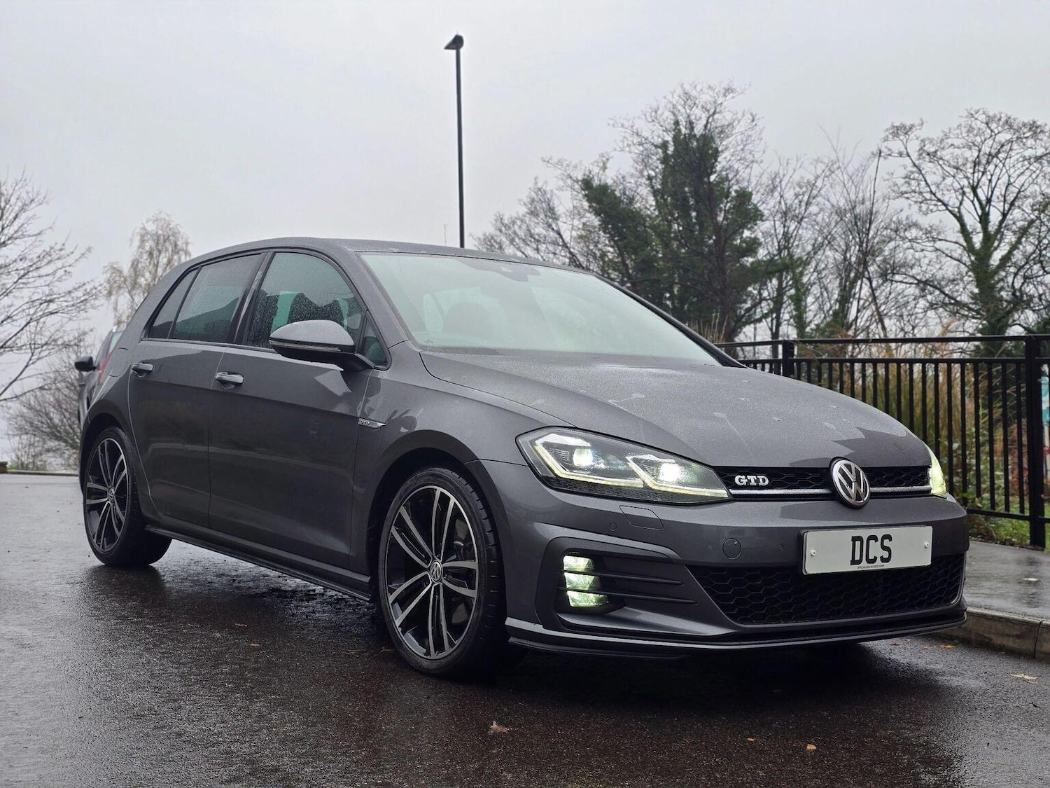 Used Volkswagen Golf 2019 for sale - 76660038: Photo 1
