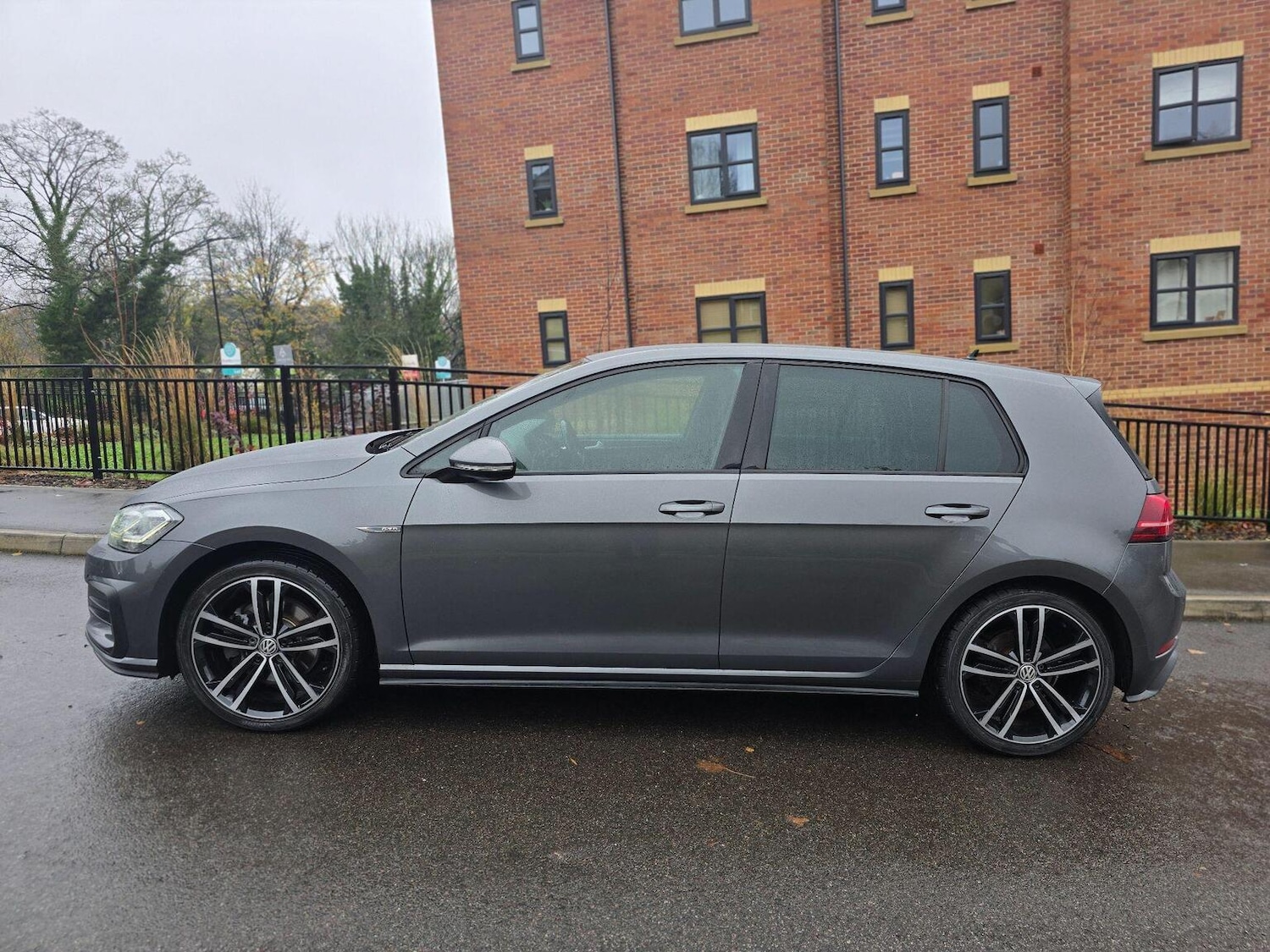 Used Volkswagen Golf 2019 for sale - 76660038: Photo 11