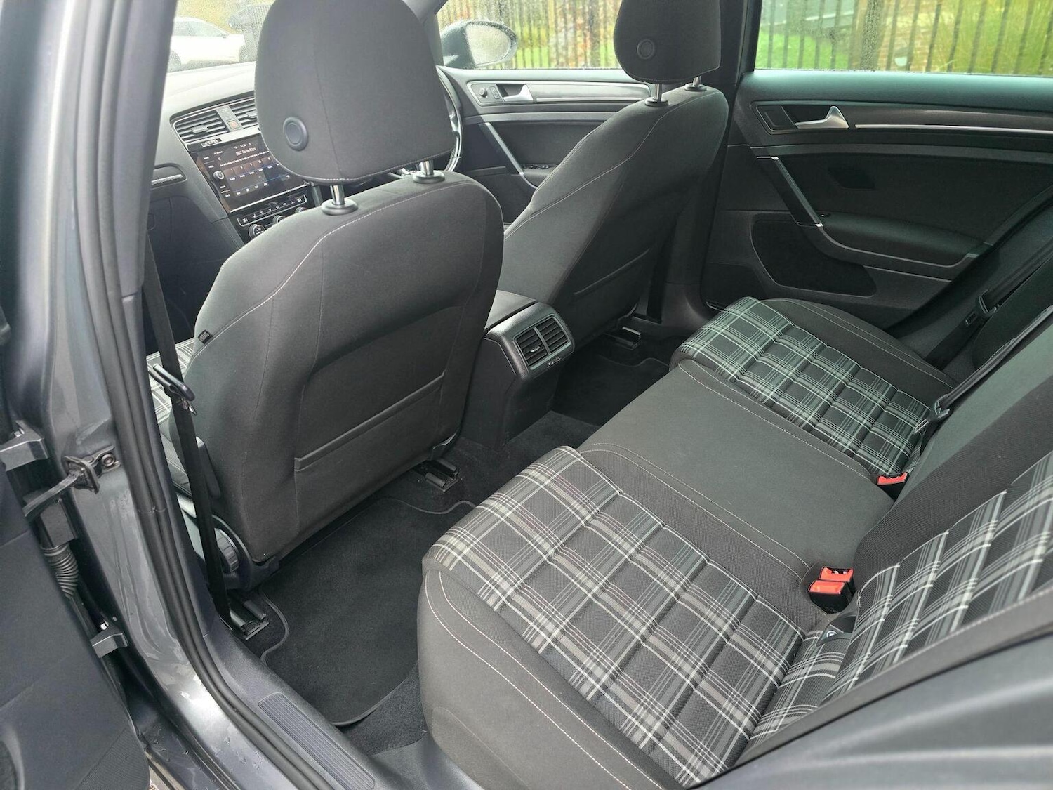 Used Volkswagen Golf 2019 for sale - 76660038: Photo 29