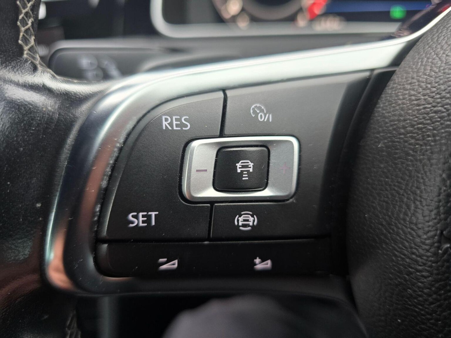 Used Volkswagen Golf 2019 for sale - 76660038: Photo 30