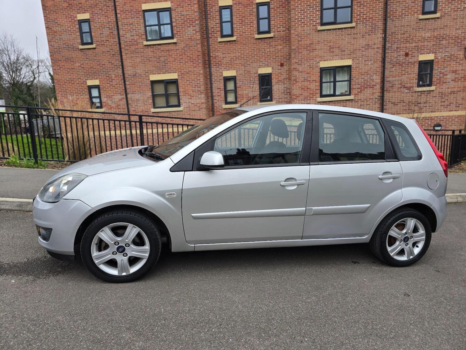 Used Ford Fiesta 2007 for sale - 77792843: Photo 11