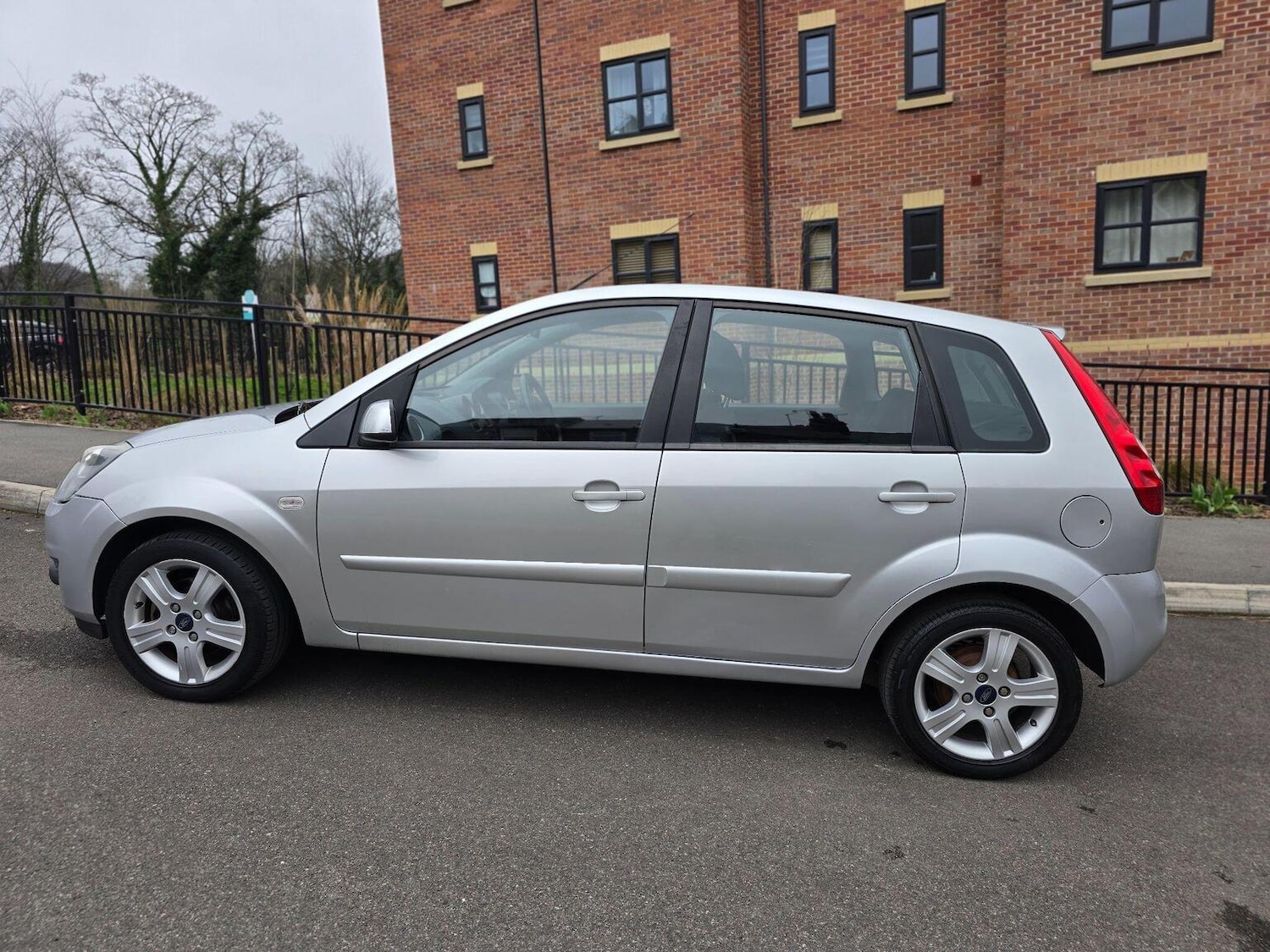 Used Ford Fiesta 2007 for sale - 77792843: Photo 12