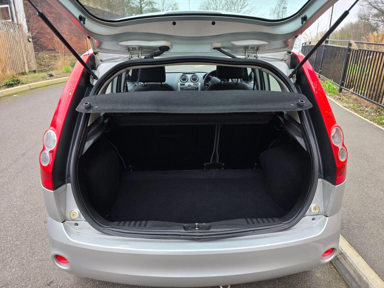 Used Ford Fiesta 2007 for sale - 77792843: Photo 39