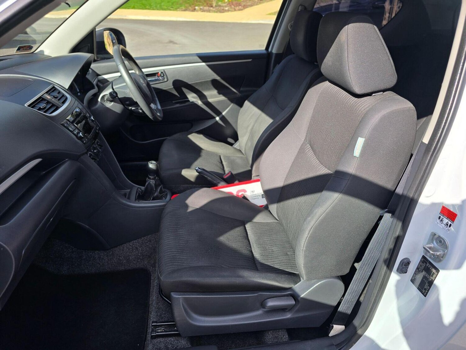 Used Suzuki Swift 2013 for sale - 77977093: Photo 27