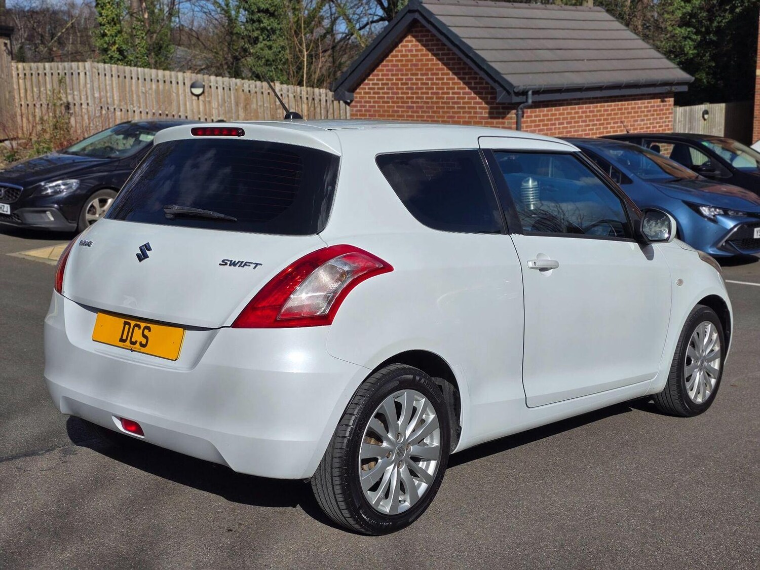 Used Suzuki Swift 2013 for sale - 77977093: Photo 6