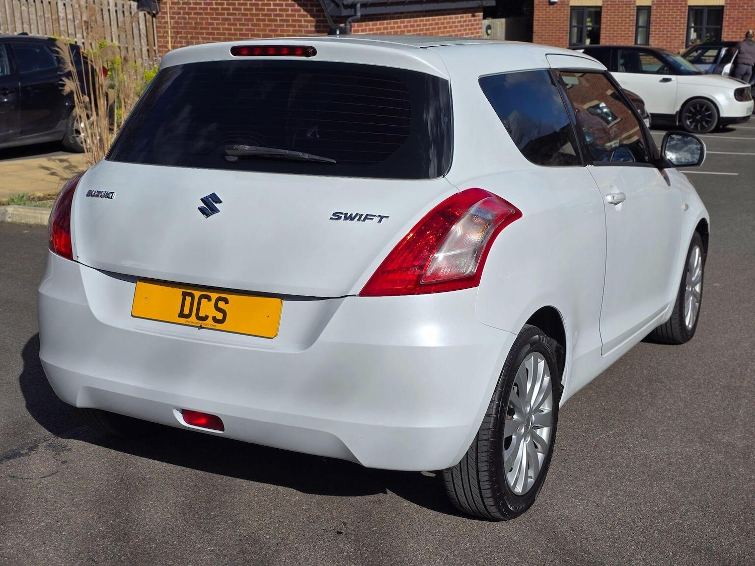 Used Suzuki Swift 2013 for sale - 77977093: Photo 7
