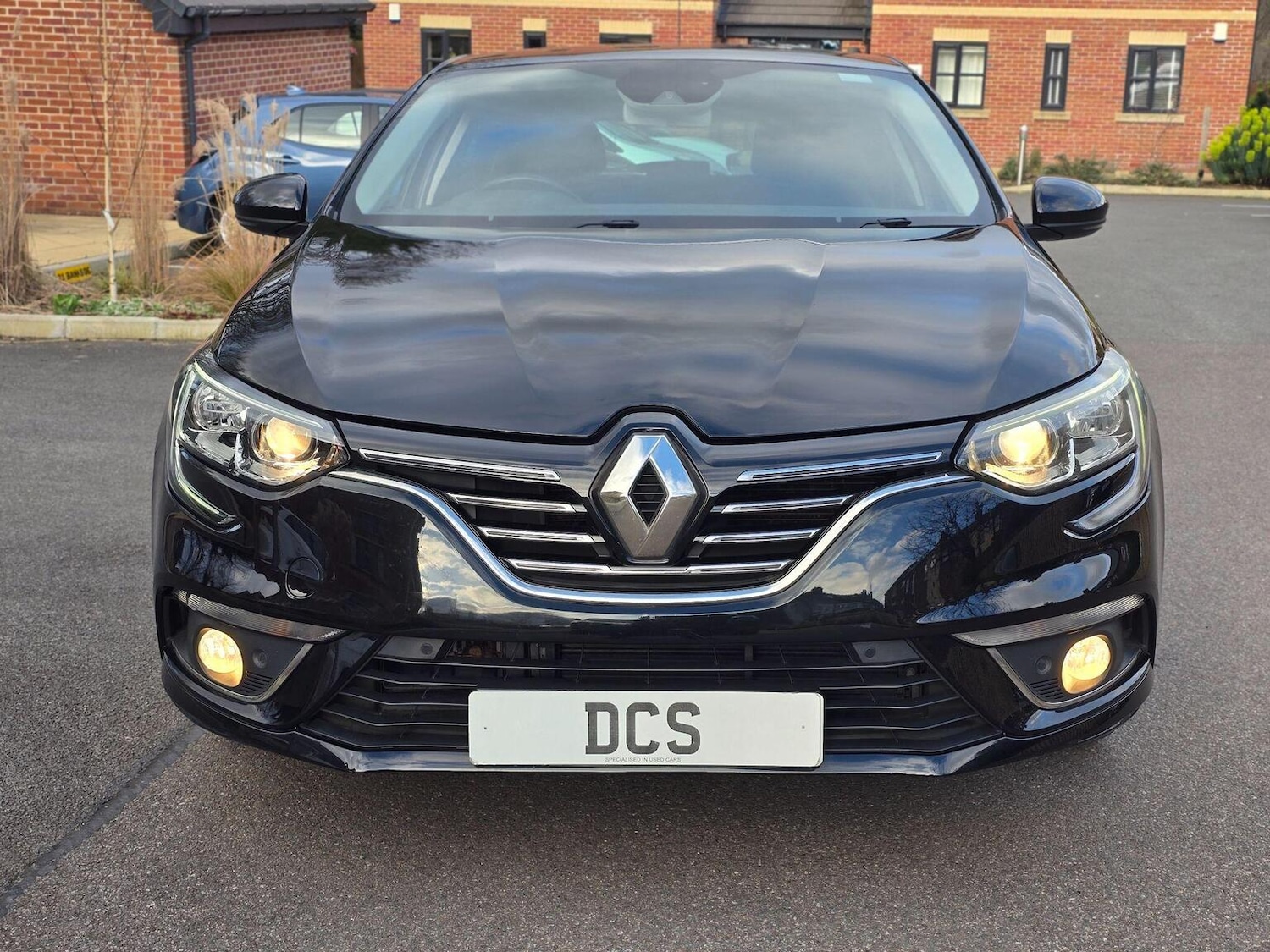 Used Renault Megane 2017 for sale - 77844991: Photo 2