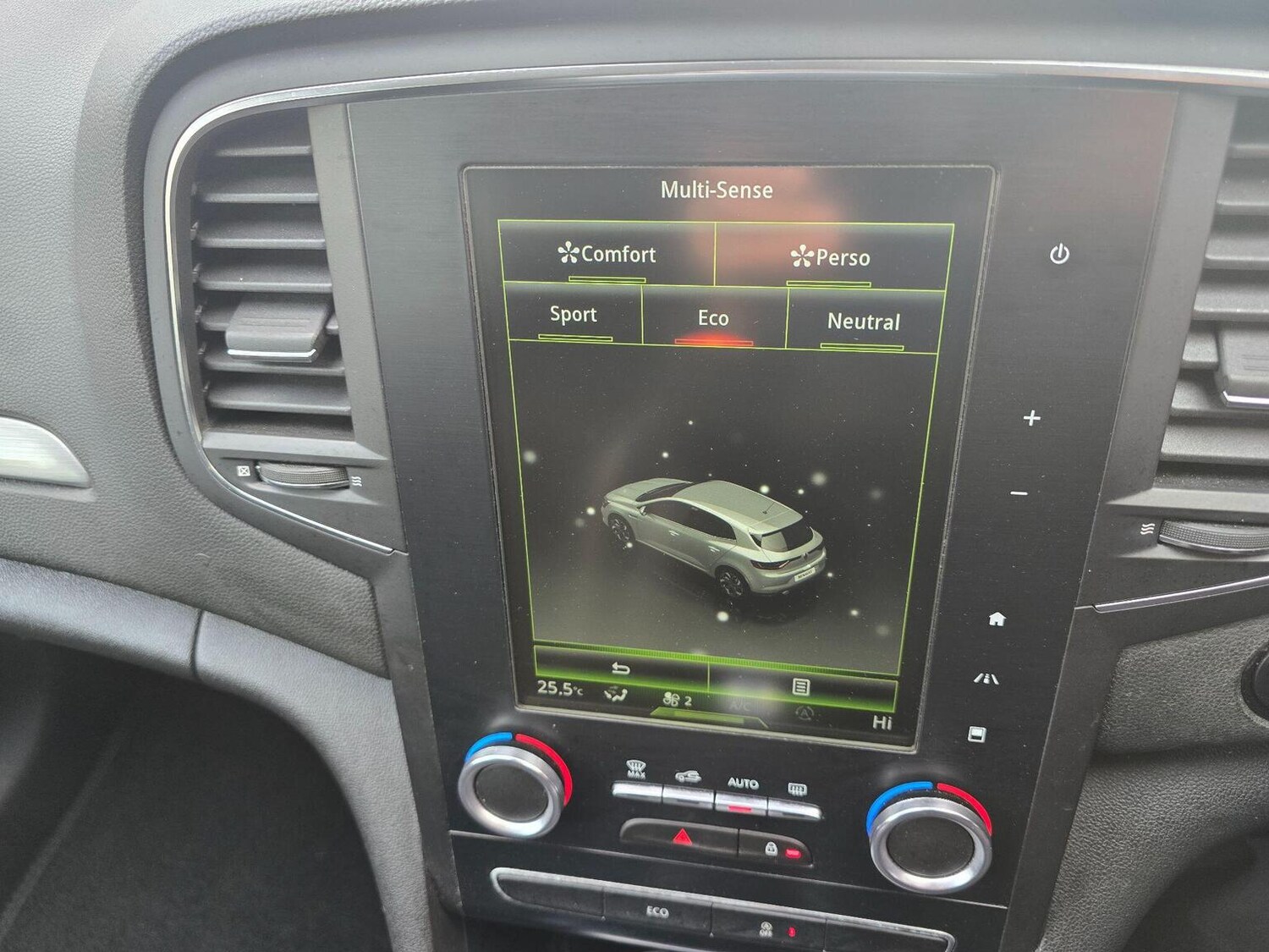 Used Renault Megane 2017 for sale - 77844991: Photo 40