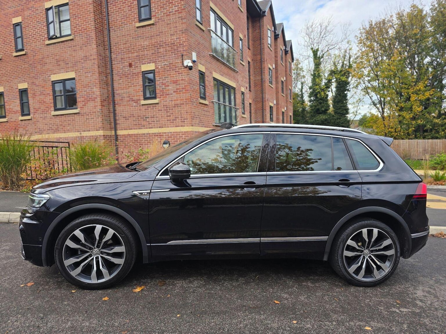 Used Volkswagen Tiguan 2020 for sale - 76660043: Photo 11