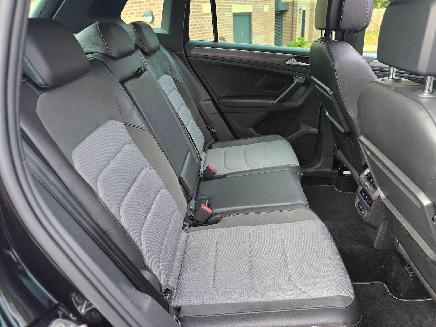 Used Volkswagen Tiguan 2020 for sale - 76660043: Photo 26