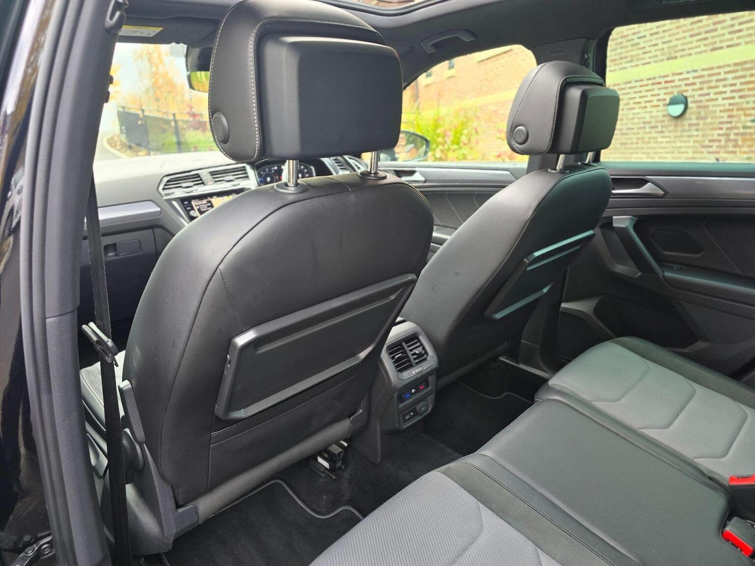 Used Volkswagen Tiguan 2020 for sale - 76660043: Photo 28