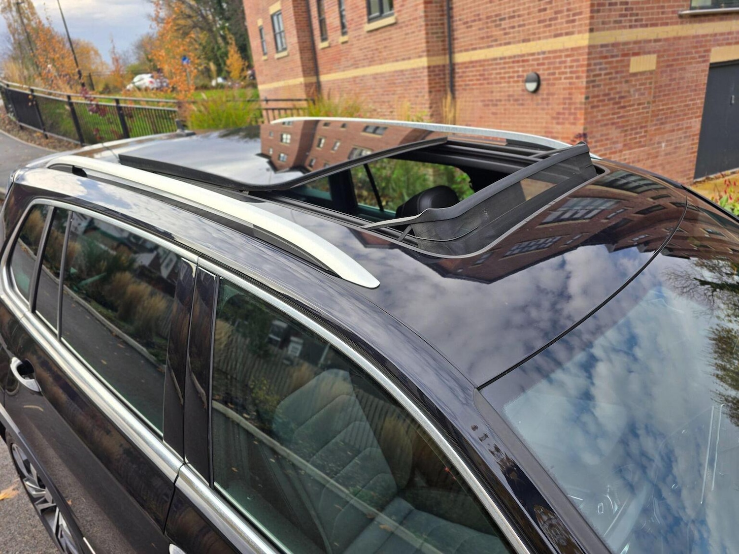 Used Volkswagen Tiguan 2020 for sale - 76660043: Photo 50