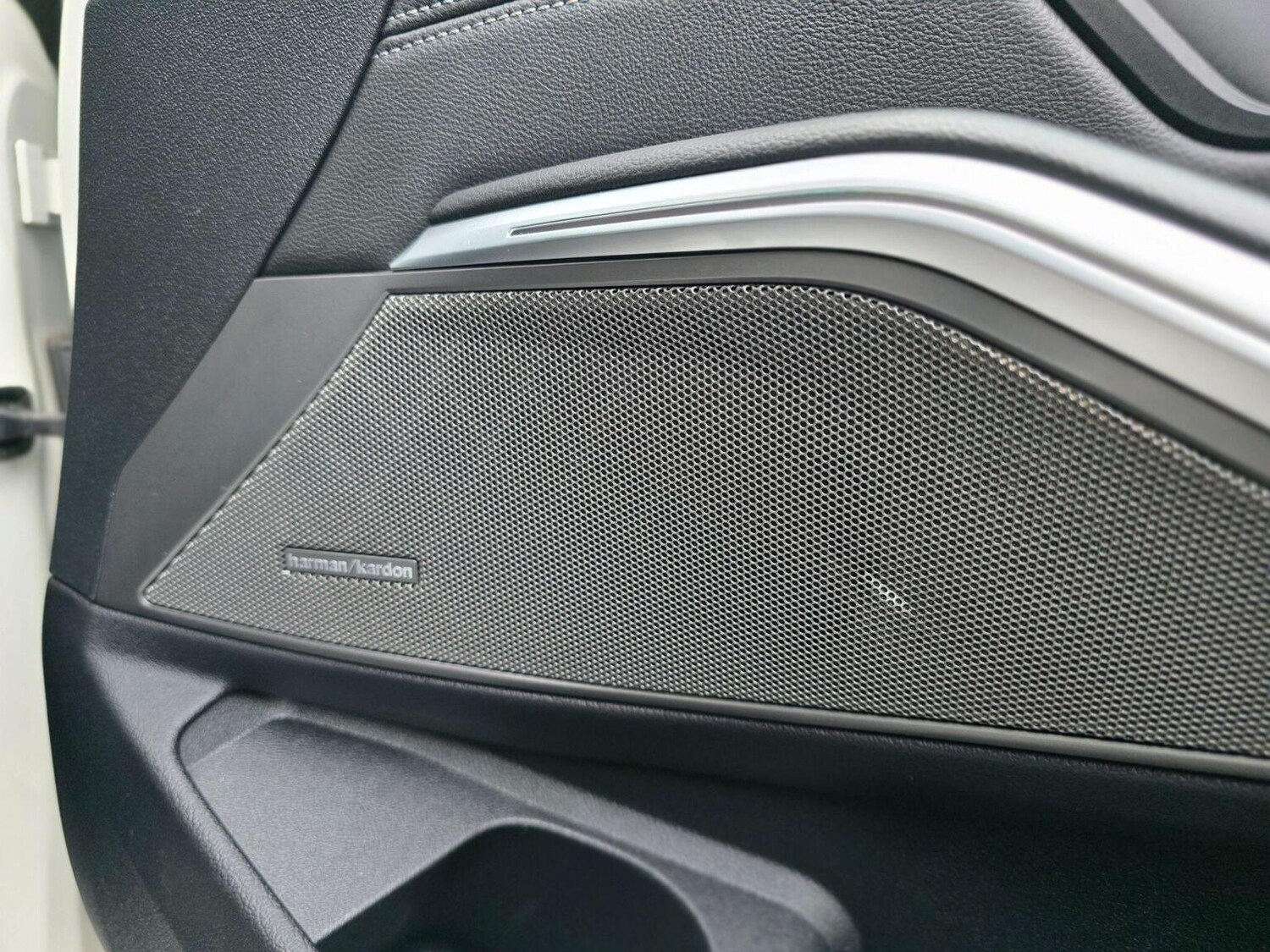 Used BMW 3 Series 2019 for sale - 76904687: Photo 60