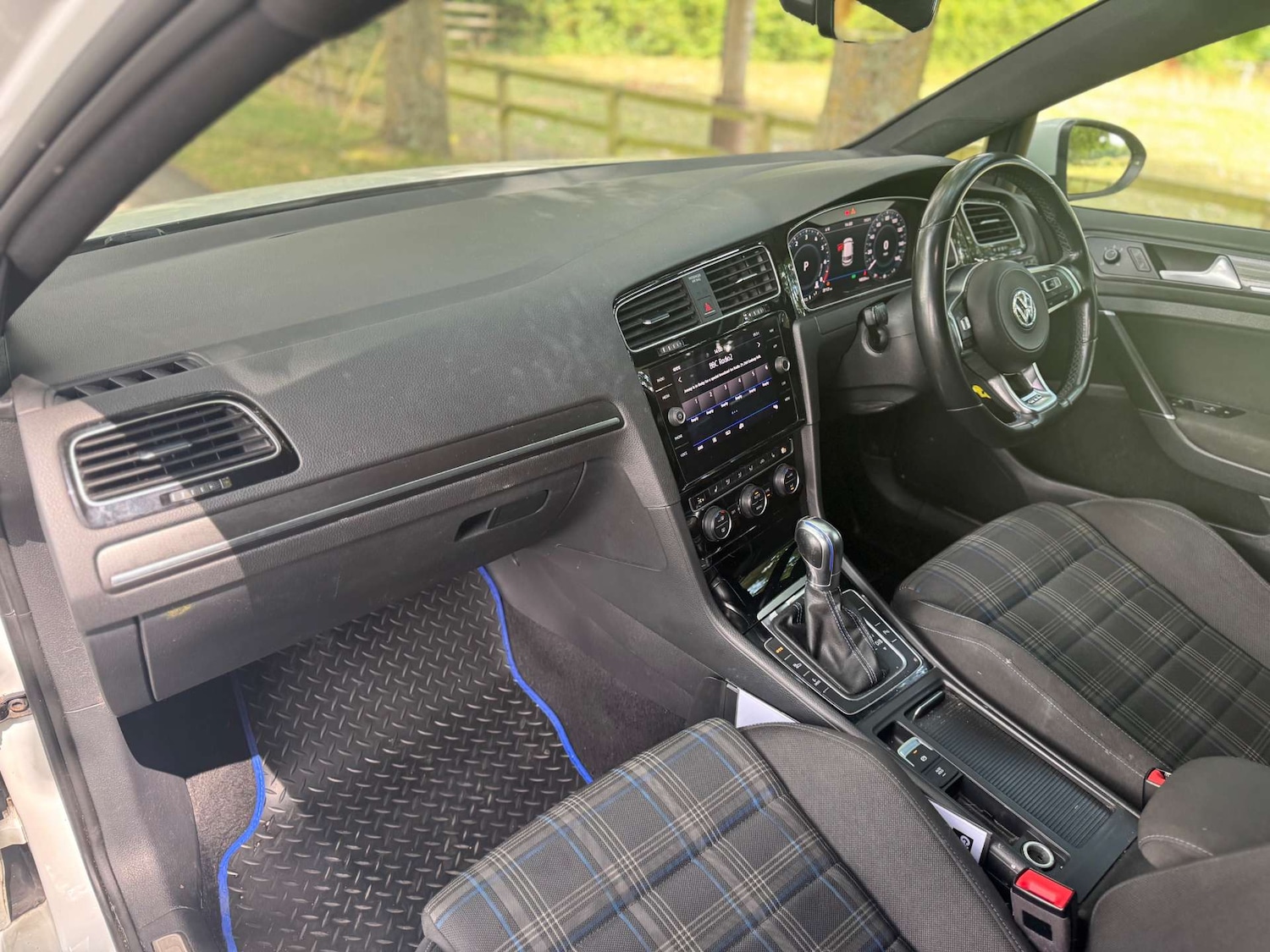 Used Volkswagen Golf 2018 for sale - 76437882: Photo 17