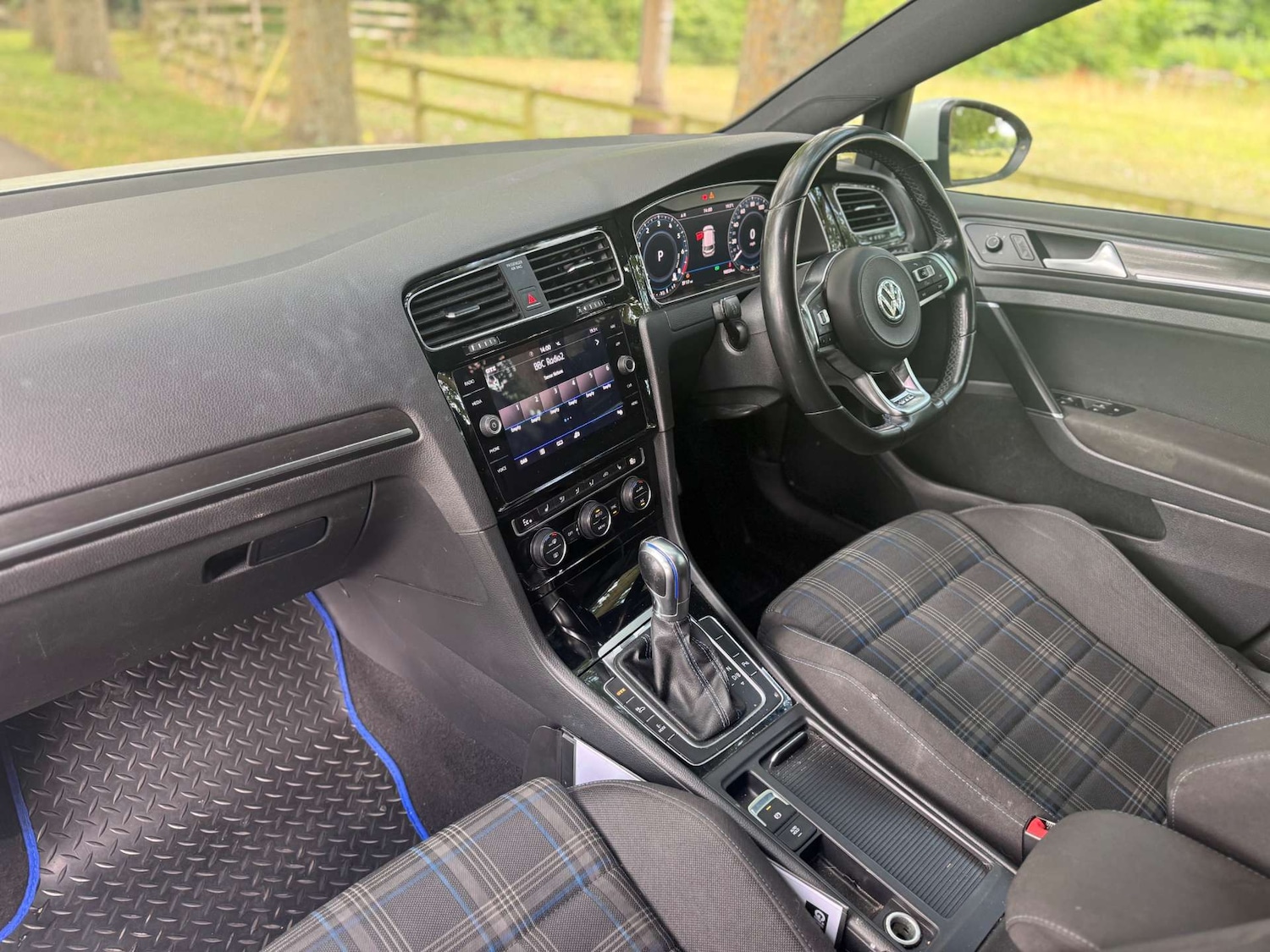 Used Volkswagen Golf 2018 for sale - 76437882: Photo 19