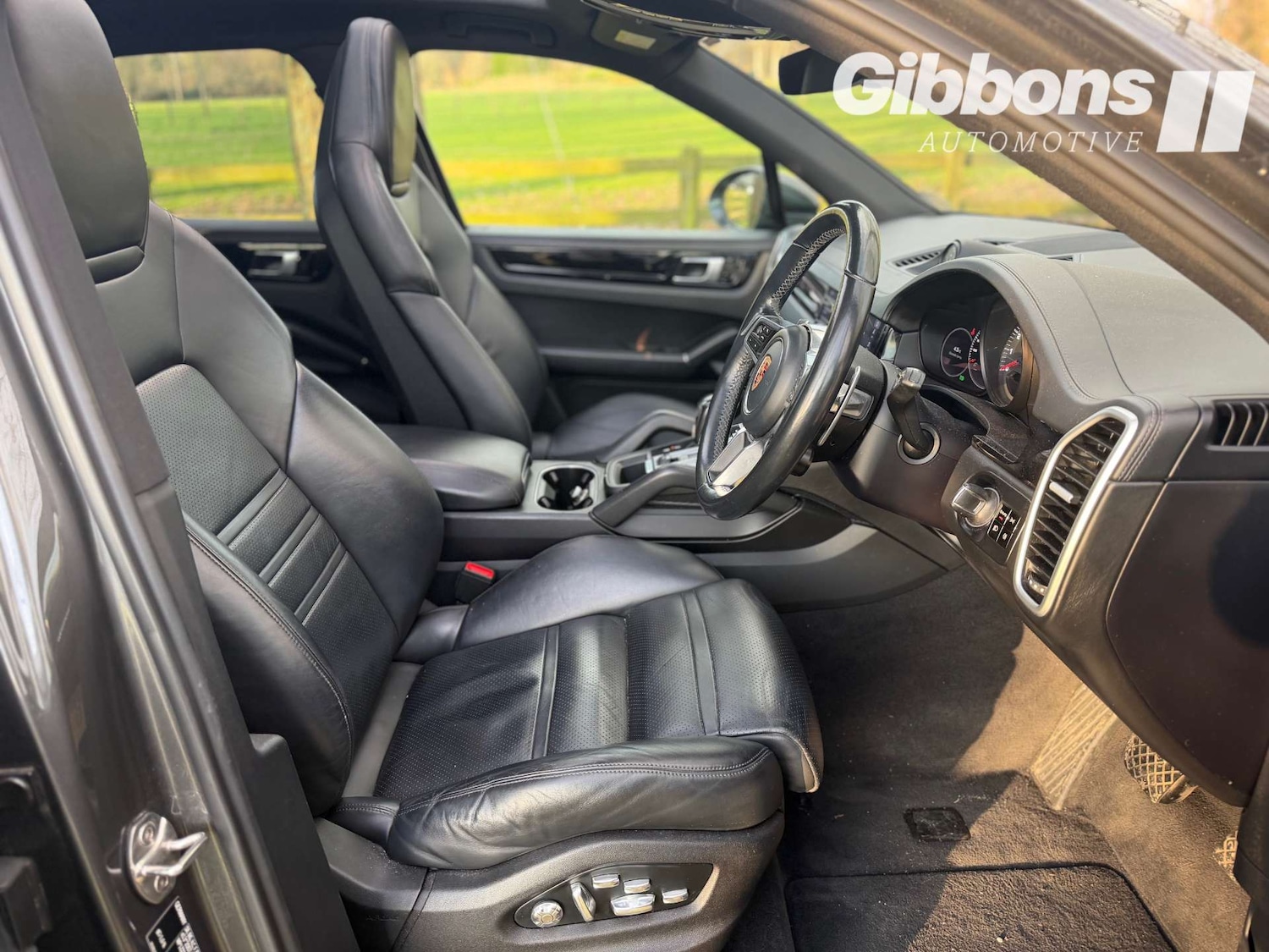 Used Porsche Cayenne 2019 for sale - 77745444: Photo 24