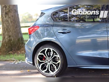 Used Ford Focus 2021 for sale - 76182575: Photo 4