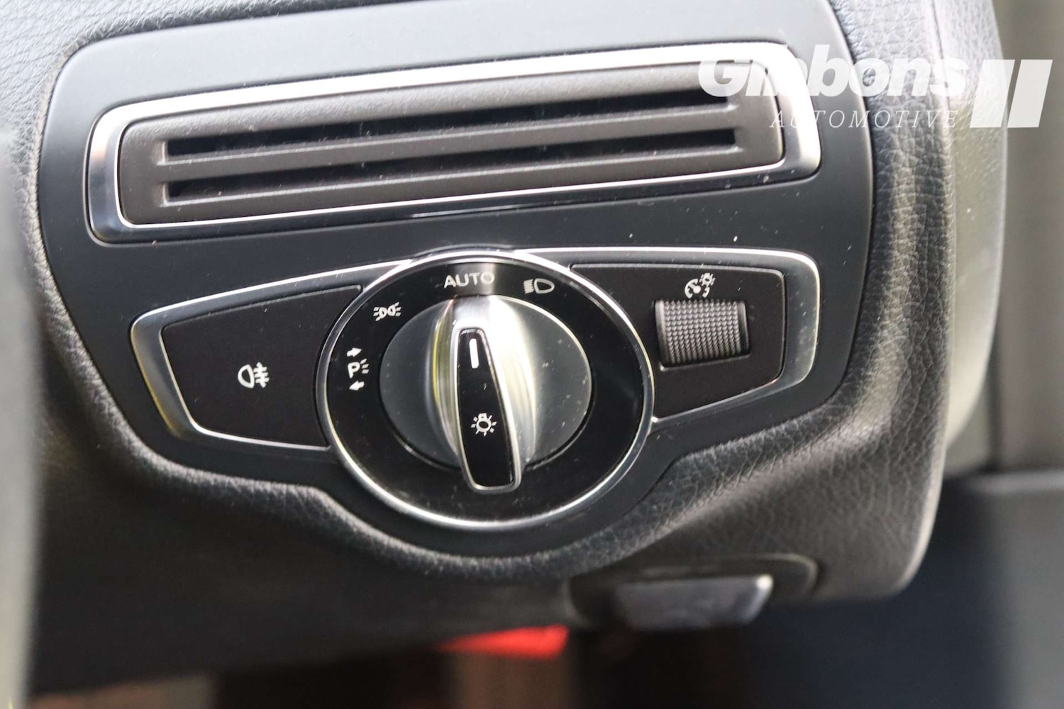 Used Mercedes-Benz C Class 2014 for sale - 75716862: Photo 28