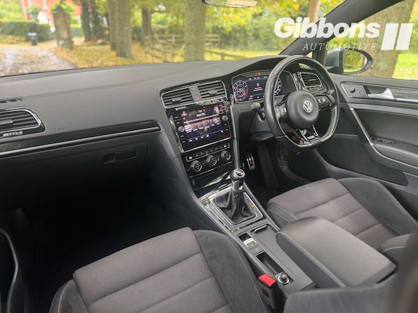 Used Volkswagen Golf 2017 for sale - 76159784: Photo 21