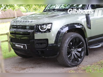 Used Land Rover Defender 2021 for sale - 78606753: Photo