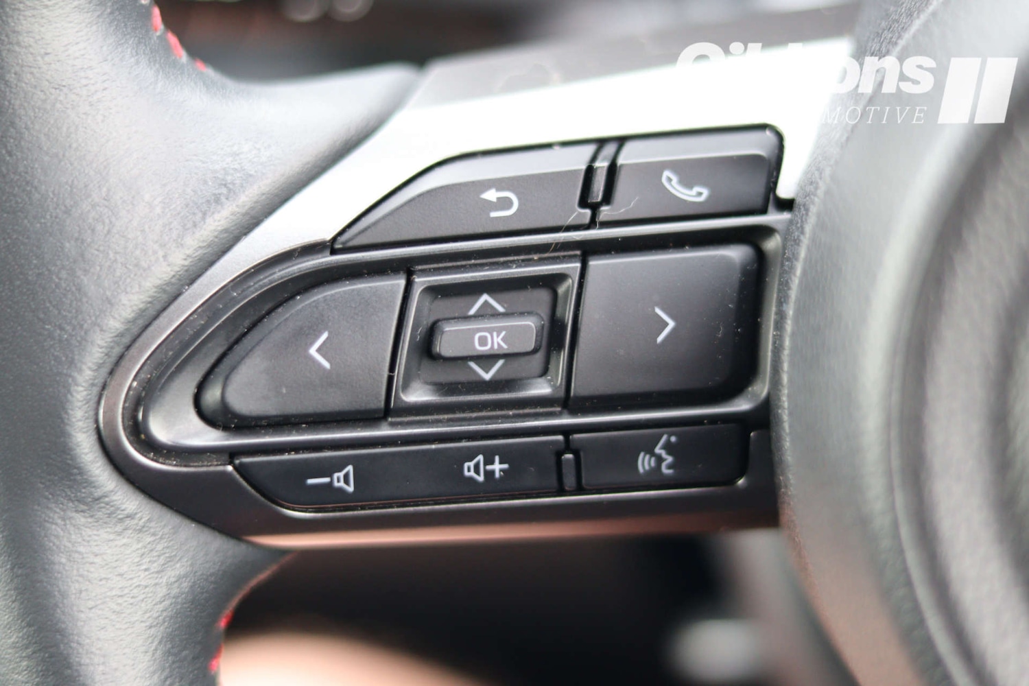 Used Toyota Yaris 2021 for sale - 77129082: Photo 31