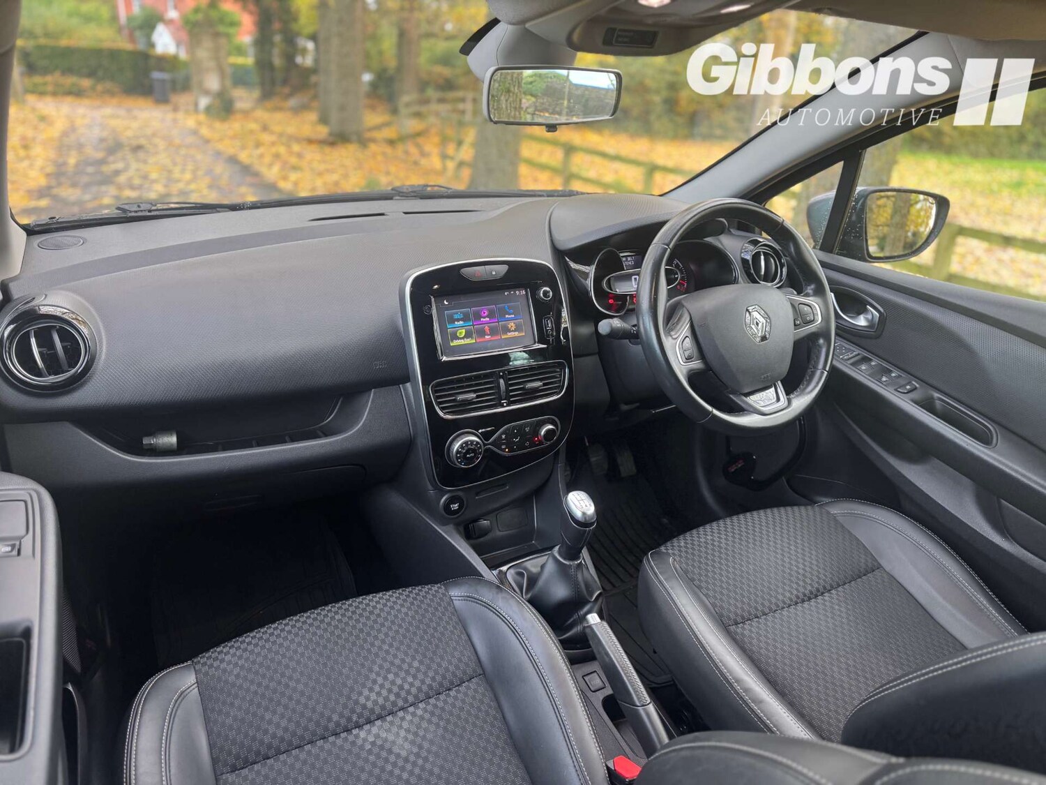 Used Renault Clio 2018 for sale - 76356044: Photo 16