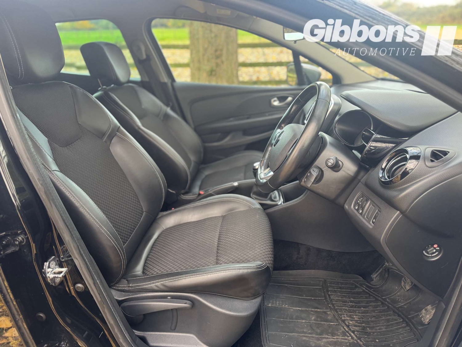 Used Renault Clio 2018 for sale - 76356044: Photo 18