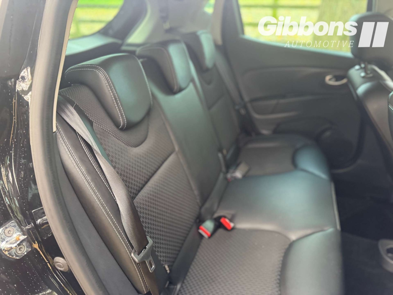 Used Renault Clio 2018 for sale - 76356044: Photo 21