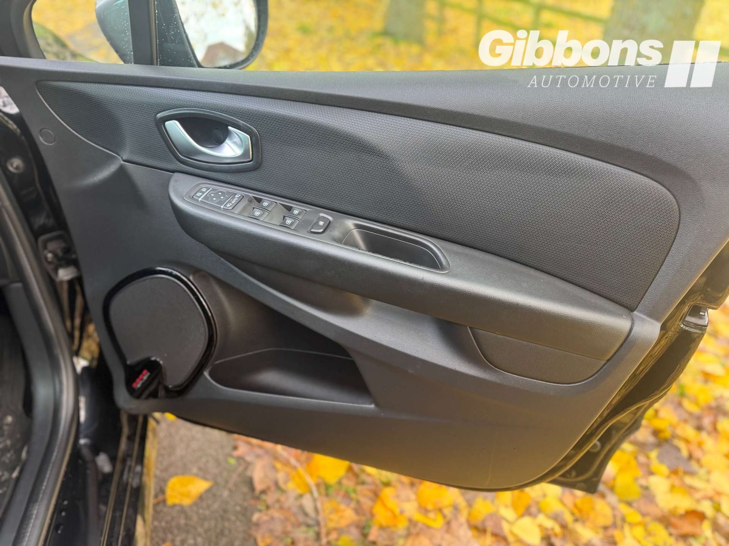 Used Renault Clio 2018 for sale - 76356044: Photo 32